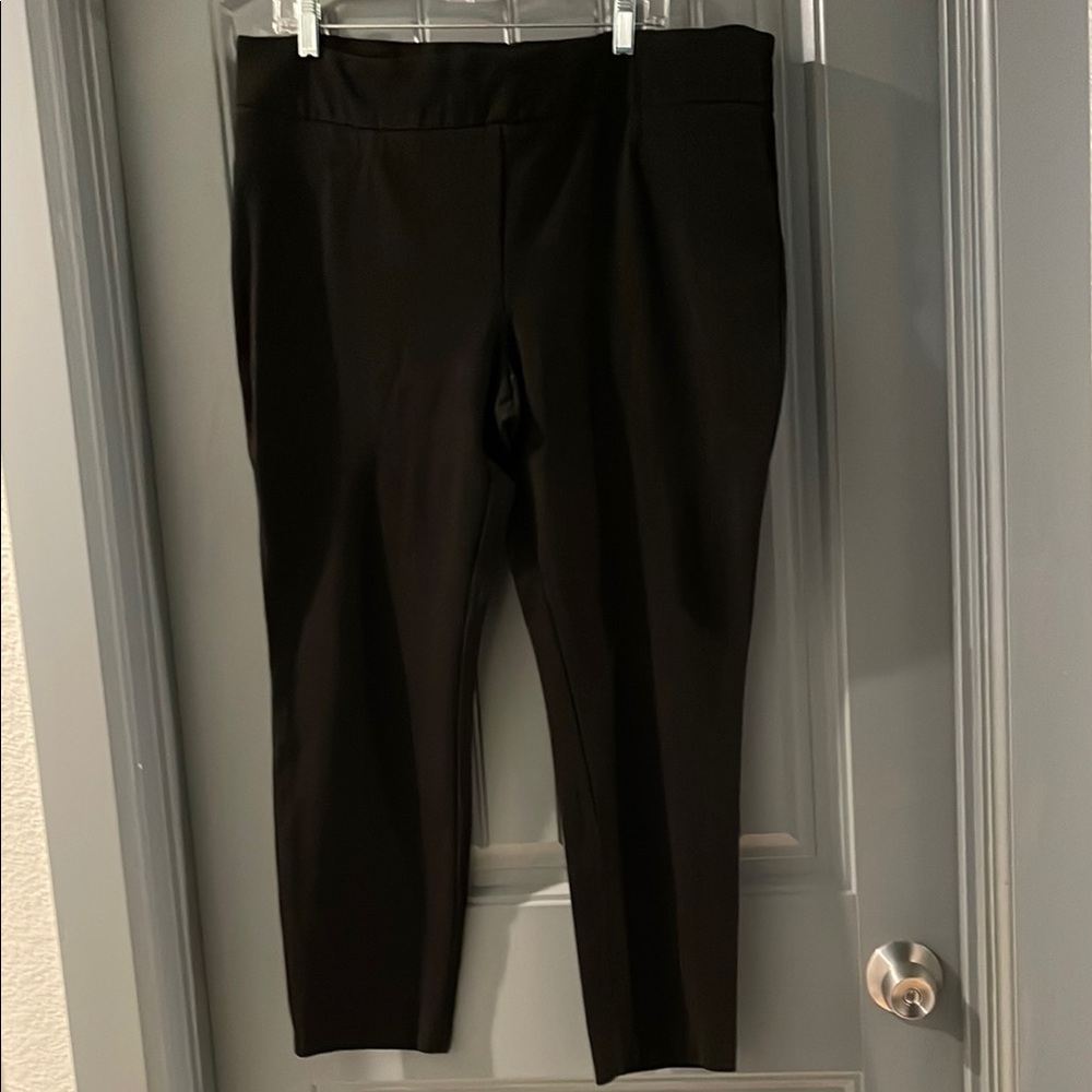Dalia Classic Black Trousers